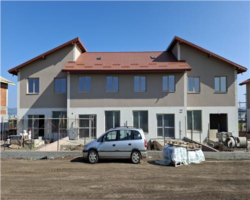 Case 4 camere,Valea Lupului,Incalz pard.Canalizare,Asfalt,0% Comision