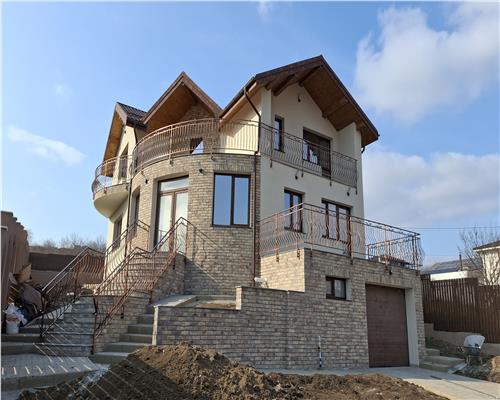 Casa Rediu,Birou Parter,5 camere,2 bai,Demisol,Garaj,0% Comision