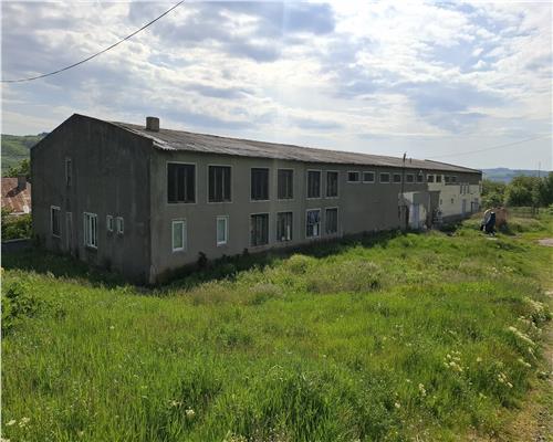Afacere -Ferma Schitu Duca IASI, cu 12 HA Teren, Hala, Grajduri,Utilaje