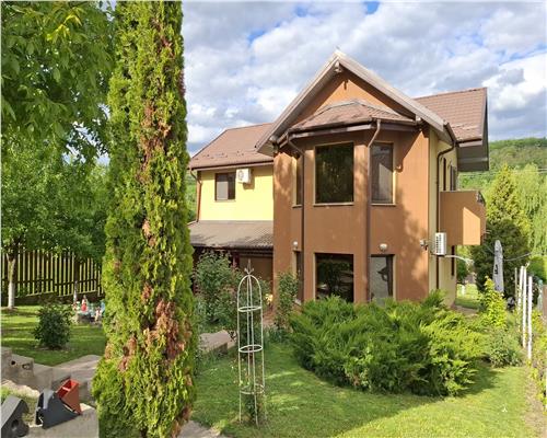 Casa Rediu S.u.180 mp,Teren 1350 mp,Beci,Terasa acoperita