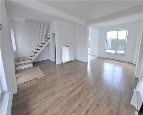 Casa cu Garaj Valea Lupului,Teren 700 mp,Dressing,0% comision