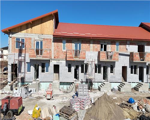 Apartament 3 camere cu Gradina si terasa,Valea Lupului/Rediu