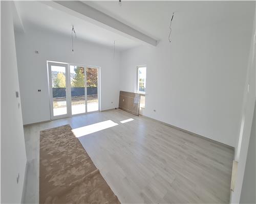 Mutare imediata!Casa Rediu,4 camere,Dressing,Teren 722 mp,0% Comision