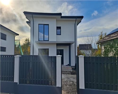 Casa 4 camere Miroslava,Teren 500 mp,Incalz pard,Izolatie Vata bazaltica