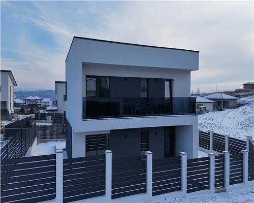 Casa moderna Miroslava,S.u.125 mp,4 camere,2 bai,Incalz pard,0% Comision