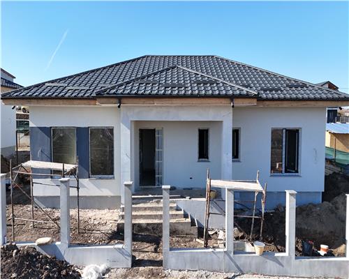 Casa Breazu,4 camere,2 bai,Teren 450mp,Incalz Pard,Dressing,Placa,Pod