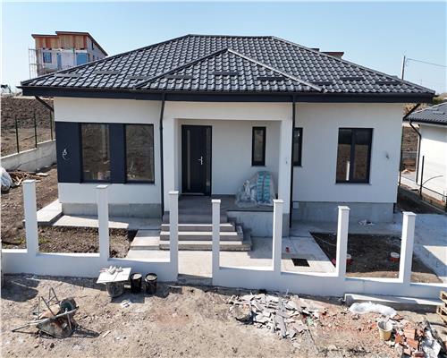 Casa Breazu,4 camere,2 bai,Teren 450mp,Incalz Pard,Dressing,Placa,Pod