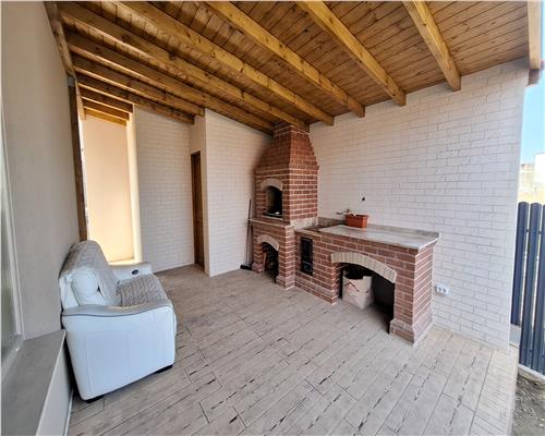 Casa Rediu/Valea Lupului,Beci,Foisor,Placa,Pod mansardabil,ASFALT