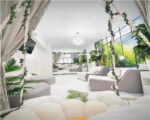 Vând Apartament de LUX zona Tatarasi
