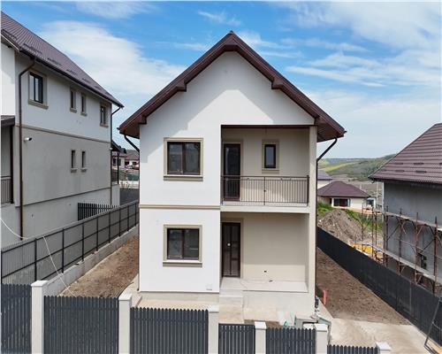 INTABULATA! Casa 5 camere Valea Lupului,480 mp teren,Incalz.Pard,Canalizare,0% Comision