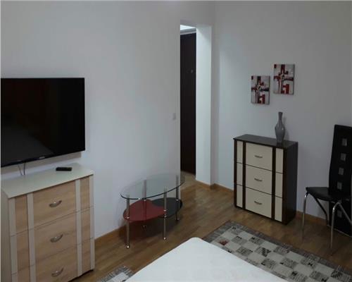 Apartamnet 1  camera decomandat Tatarasi Flora