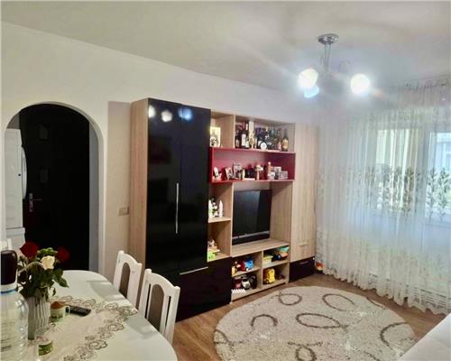 Apartament 3 camere  Tatarasi Metalurgie